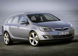 OPEL ASTRA ST 1.7 CDTI Sport Tourer Cosmo 